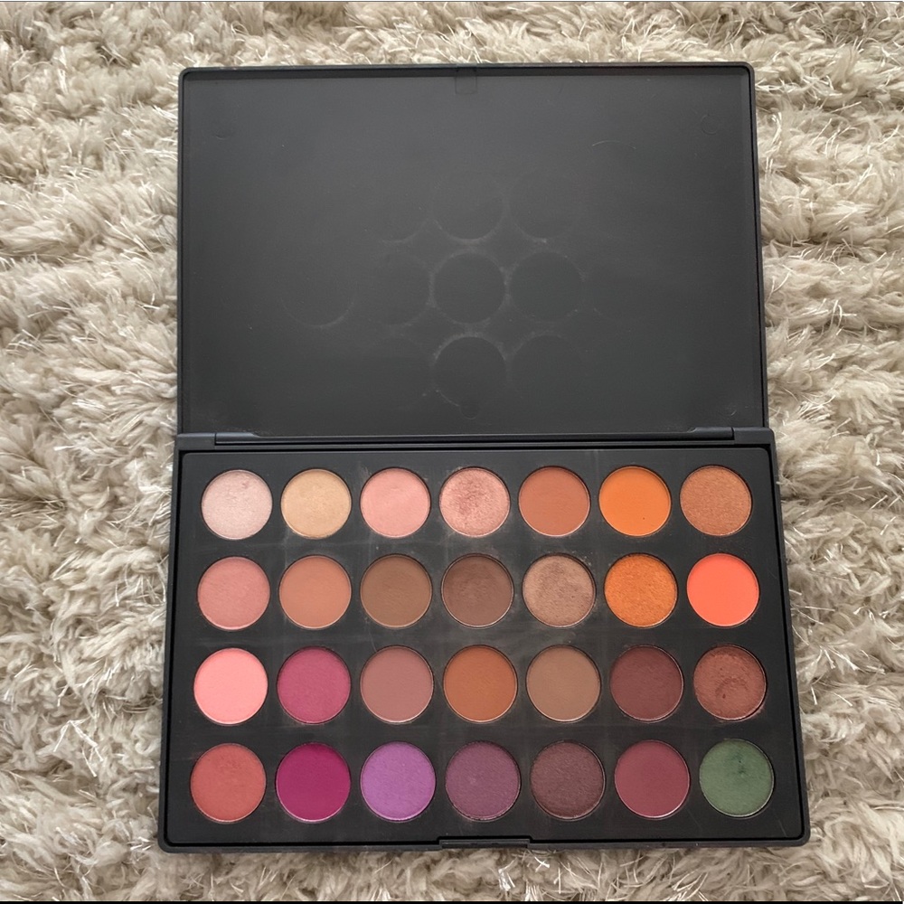 MORPHE Eyeshadow Palette